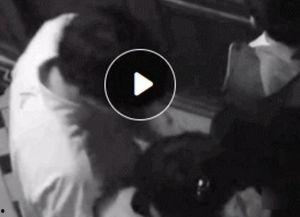 在电梯里吻戏视频,一幕电梯里的浪漫吻戏瞬间