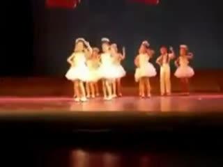 大树妈妈舞蹈视频