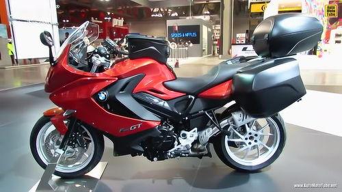 宝马f800gt视频,驾驭激情，尽享速度与激情的驾驭之旅